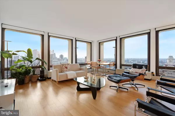 Philadelphia, PA 19106,210 LOCUST ST #29GW