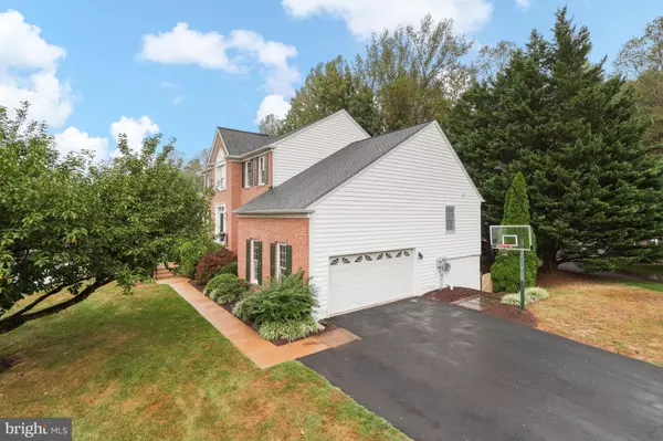 Clifton, VA 20124,13006 PEBBLESTONE CT