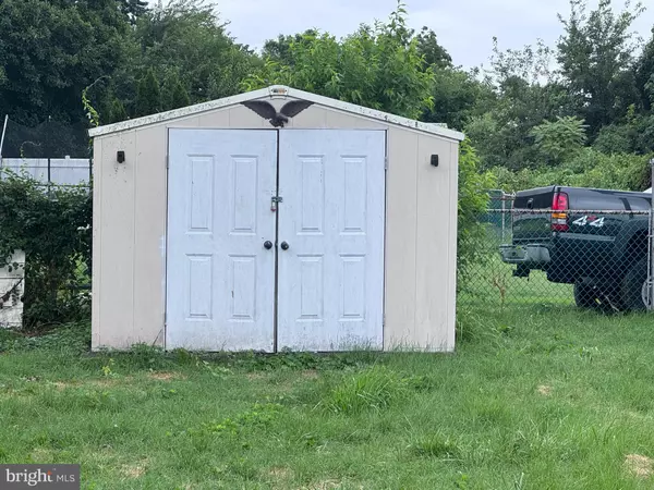 Primos Secane, PA 19018,309 S OAK AVE