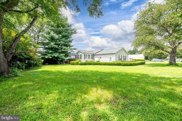 Harbeson, DE 19951,2 FALCON CREST DR