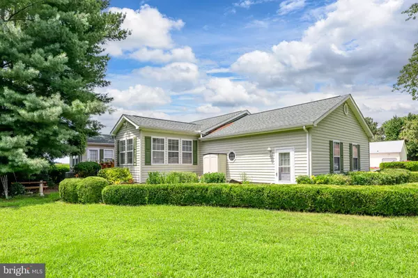 Harbeson, DE 19951,2 FALCON CREST DR