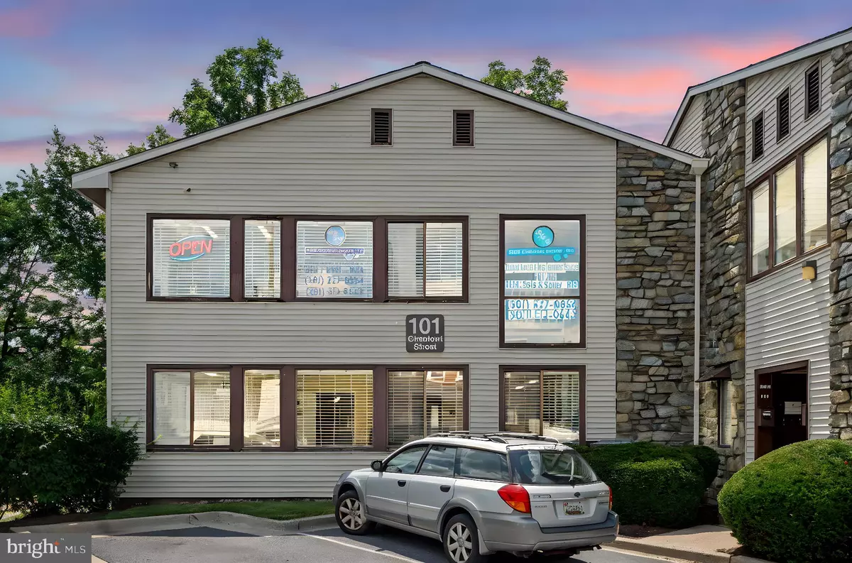 Gaithersburg, MD 20877,101 CHESTNUT ST #2