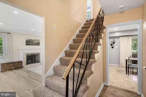 Bowie, MD 20715,4918 RIDGEVIEW LN