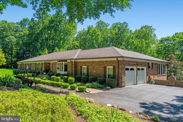 Fairfax Station, VA 22039,10060 HAMPTON RD