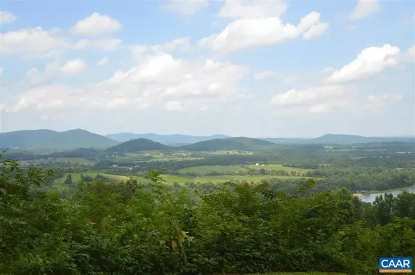 19 TOP RIDGE RD, Stanardsville, VA 22973