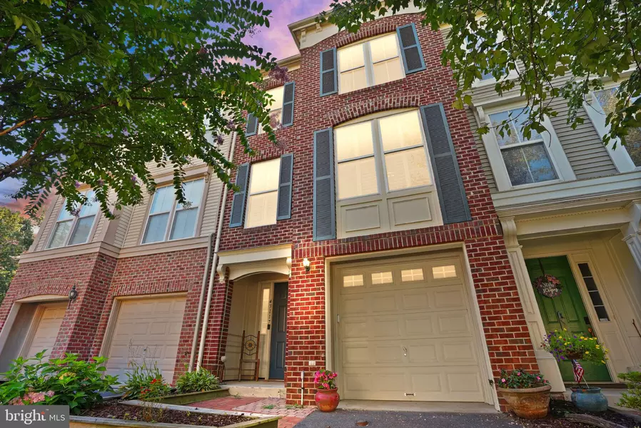 43117 HUNTERS GREEN SQ, Broadlands, VA 20148