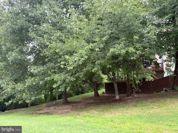 Woodbridge, VA 22192,11708 TOLSON PL #11708