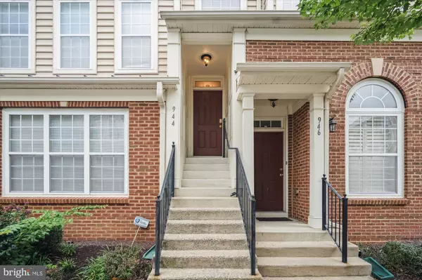944 PINE FOREST LN #1712, Upper Marlboro, MD 20774