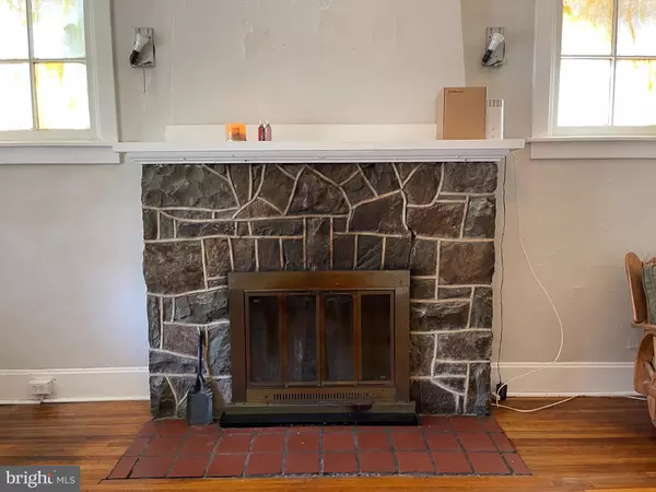 Harrisburg, PA 17111,3011 DERRY ST