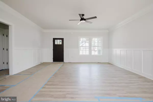 Hedgesville, WV 25427,50 MAYAPPLE CT