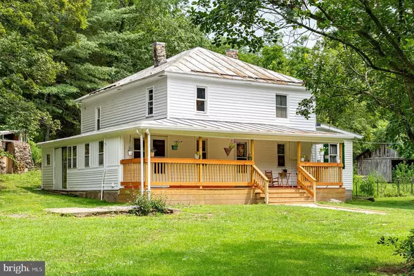 61 GARDEN GROVE LN, Brandywine, WV 26802