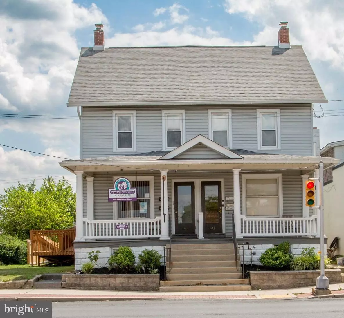 Quakertown, PA 18951,400 & 402 W BROAD ST