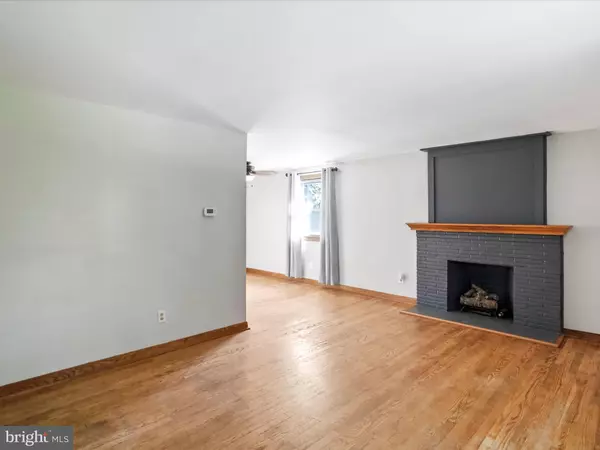 Cumberland, MD 21502,837 MOUNT ROYAL AVE