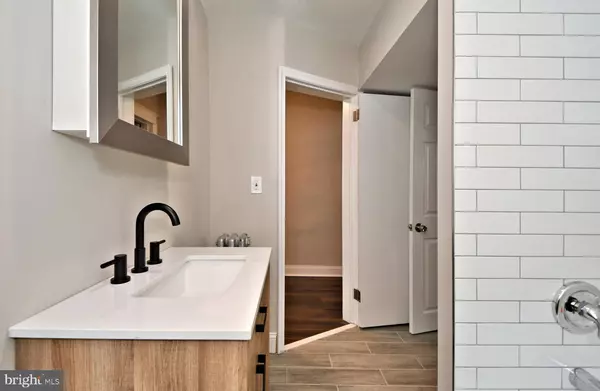 Philadelphia, PA 19134,3351 ALMOND ST