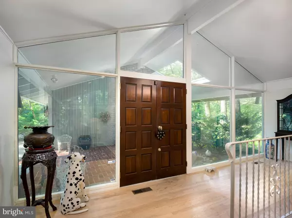 Newtown Square, PA 19073,310 JEFFREY LN