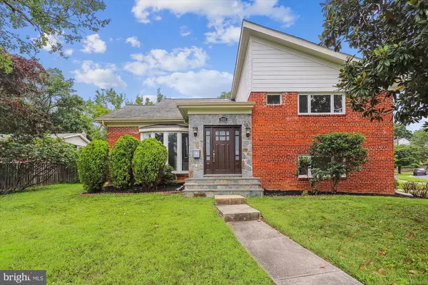 9915 ASHBURTON LN, Bethesda, MD 20817