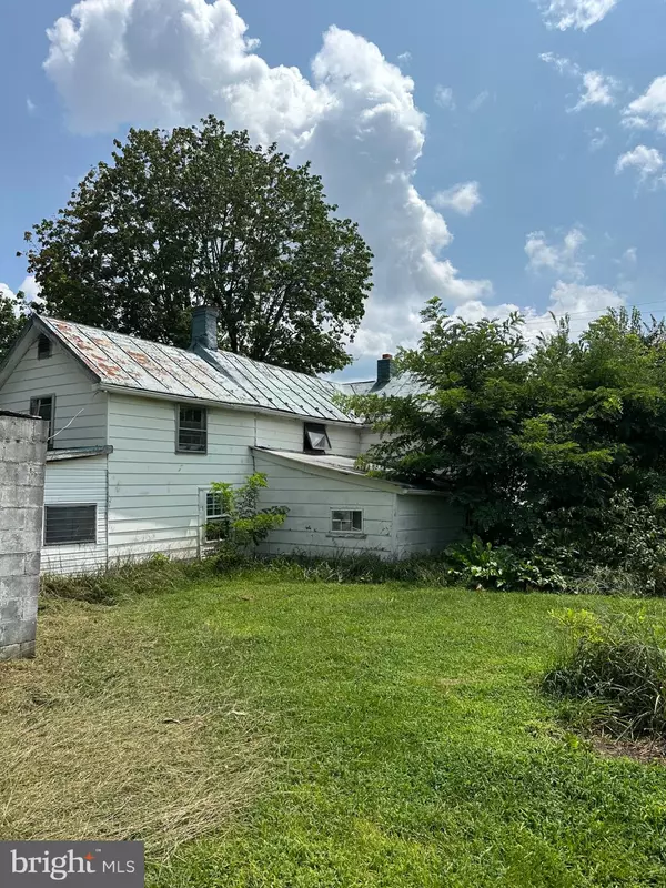 Luray, VA 22835,750 W MAIN ST