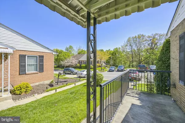 Laurel, MD 20707,14914 LAUREL OAKS LN #40