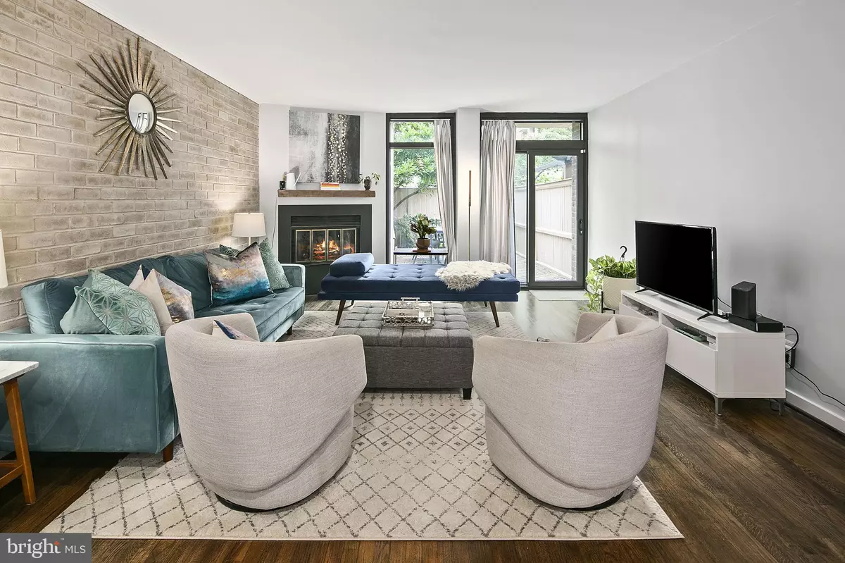 Washington, DC 20024,361 N ST SW #361