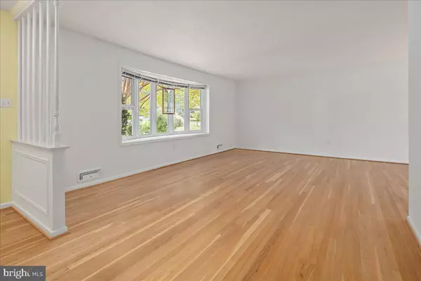 Alexandria, VA 22309,9210 CHERRYTREE DR