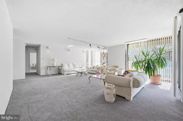 Plymouth Meeting, PA 19462,666 GERMANTOWN PIKE W #2101