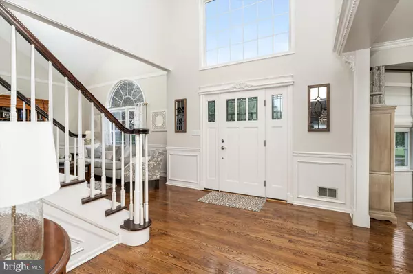 Robbinsville, NJ 08691,5 COTTAGE PLACE DR