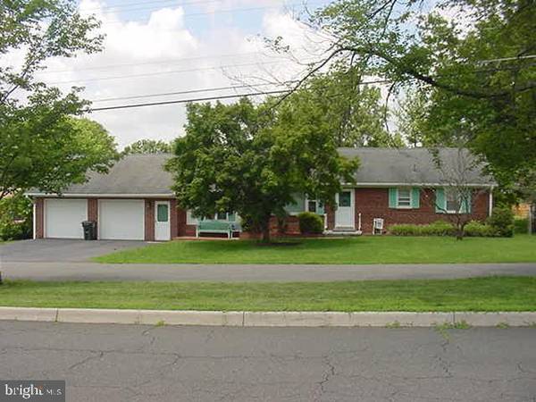 9318 STUART AVE, Manassas, VA 20110