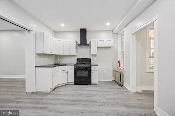 Philadelphia, PA 19140,1723 W BUTLER ST