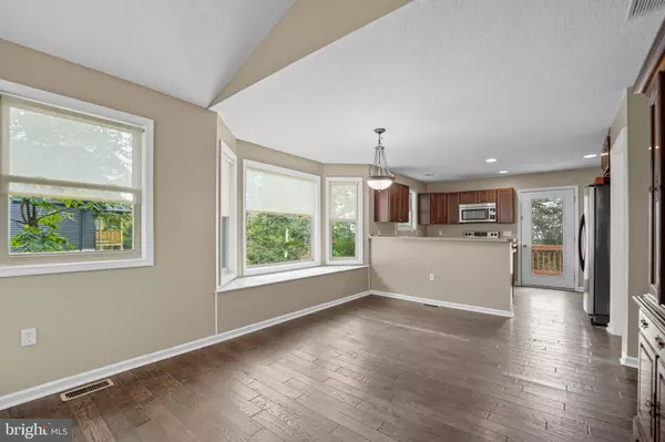 Front Royal, VA 22630,381 WINDY WAY