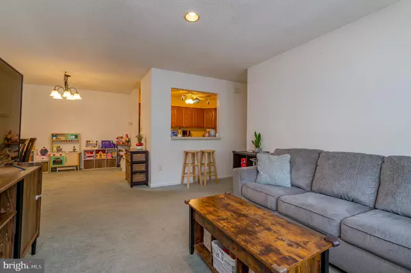 Pennington, NJ 08534,203 CASTLETON CT