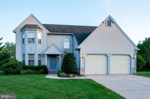10 FARMHOUSE LN, Voorhees, NJ 08043