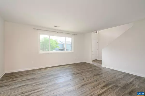 Charlottesville, VA 22903,114 HARVEST DR