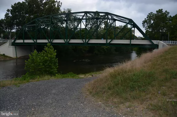 Capon Bridge, WV 26711,WHITACRE LN #2 ACRE LOT