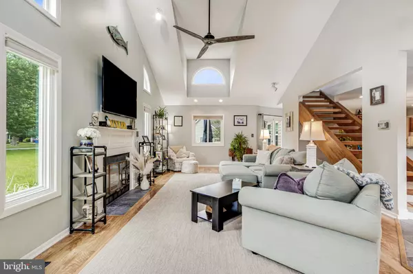 Ocean View, DE 19970,403 JACKIE DR