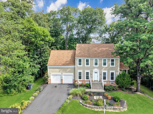 Centreville, VA 20120,13616 NORTHBOURNE DR