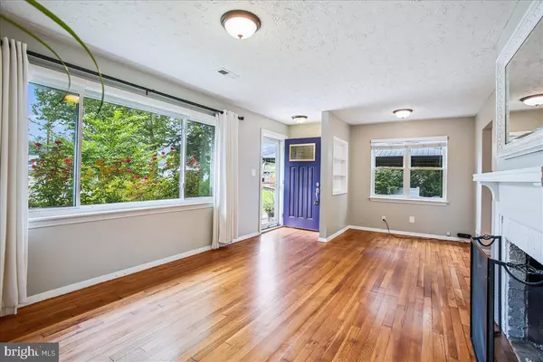 Alexandria, VA 22308,1600 REVERE DR