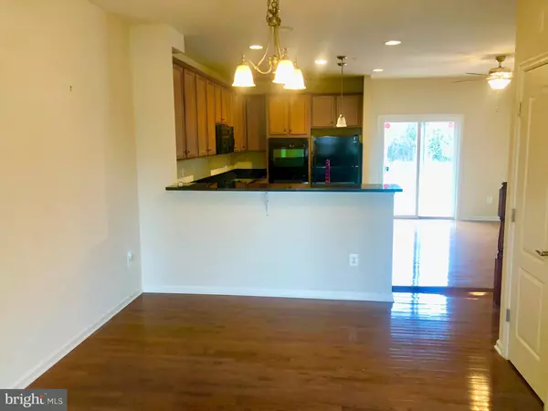 Capitol Heights, MD 20743,6105 HANLON ST