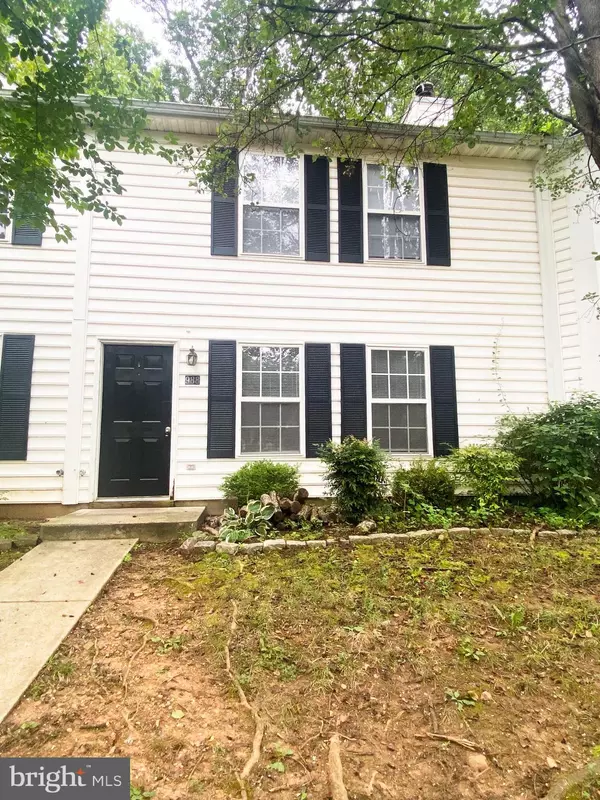 Charlottesville, VA 22901,988 TOWNE LN