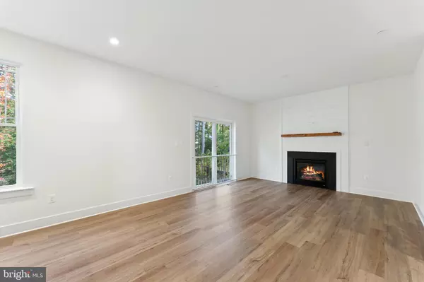 Severna Park, MD 21146,110 OVERLEA DR E