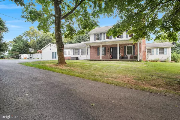 Carlisle, PA 17015,16 HILL RD