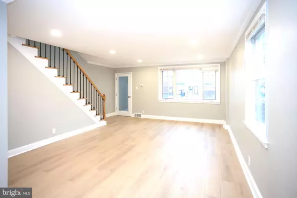 Philadelphia, PA 19111,829 DISSTON ST