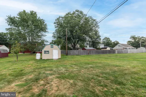 Lansdale, PA 19446,873 LOMBARDY DR