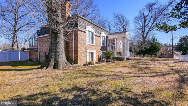 Linwood, NJ 08221,102 W MORRIS AVE