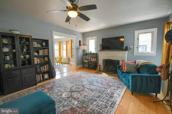 Glenside, PA 19038,2229 OAKDALE AVE