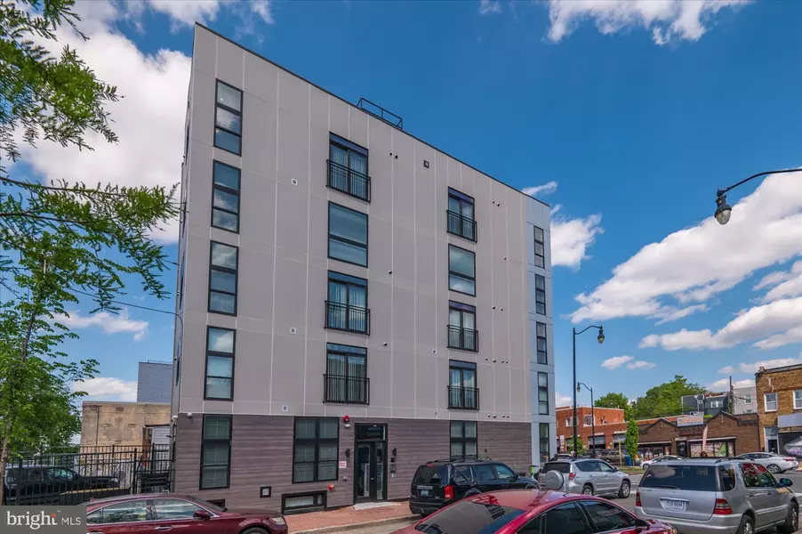 1100 BLADENSBURG RD NE #202, Washington, DC 20002