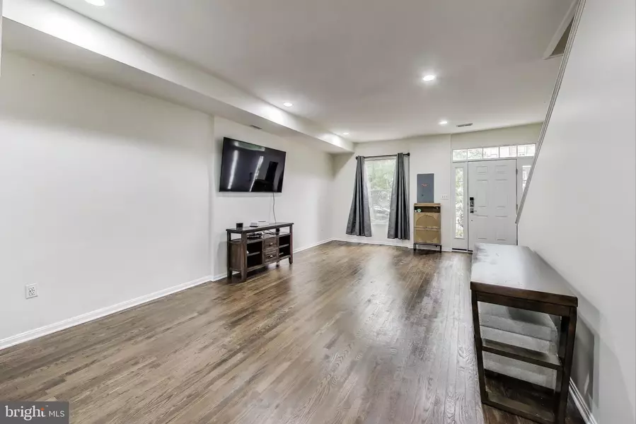 1265 MORSE ST NE, Washington, DC 20002