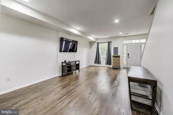 1265 MORSE ST NE, Washington, DC 20002