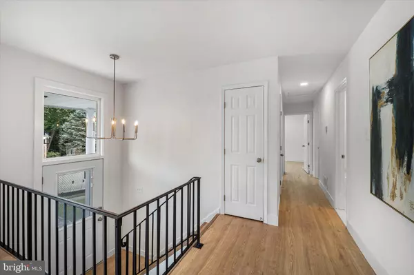 Woodbridge, VA 22193,13708 GILBERT RD