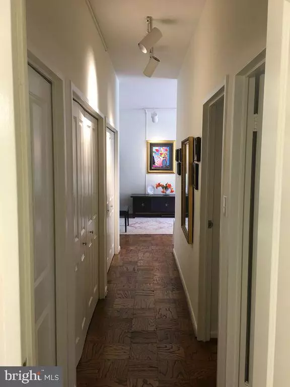 Rockville, MD 20852,10500 ROCKVILLE PIKE #M11