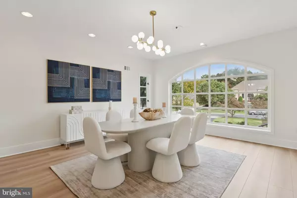 Potomac, MD 20854,9808 TIBRON CT